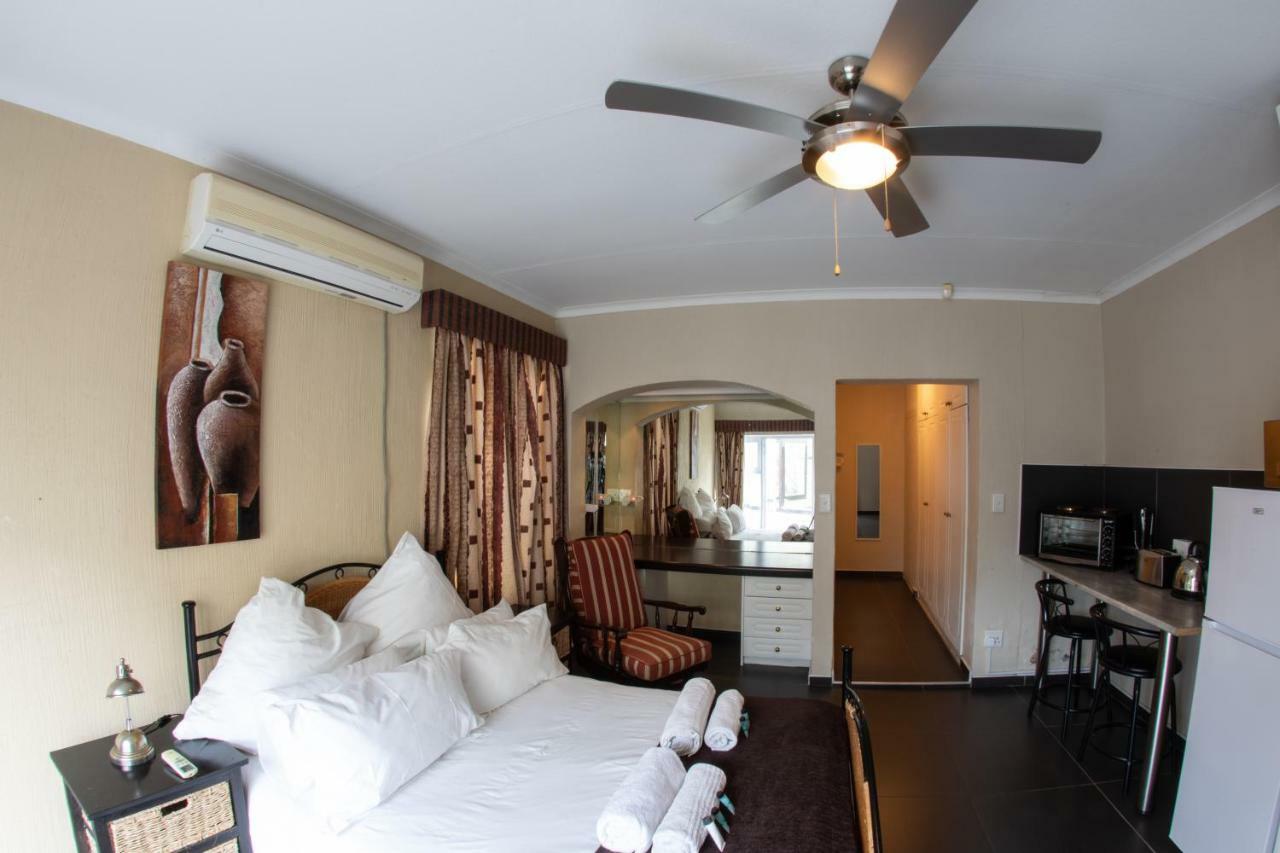 Meransha Self Catering Cc Walvis Bay Exterior photo