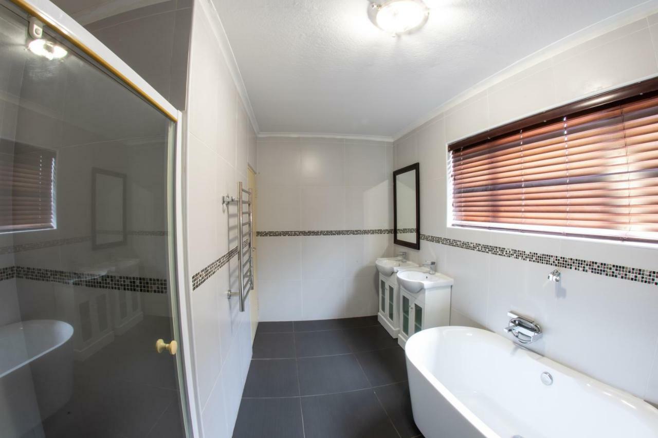 Meransha Self Catering Cc Walvis Bay Exterior photo