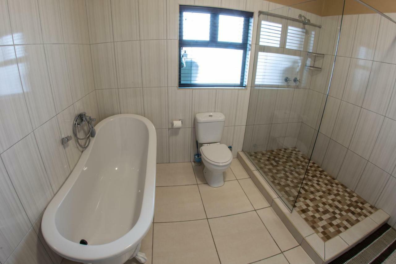 Meransha Self Catering Cc Walvis Bay Exterior photo