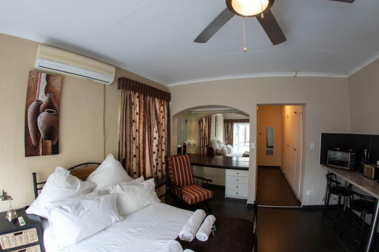 Meransha Self Catering Cc Walvis Bay Exterior photo